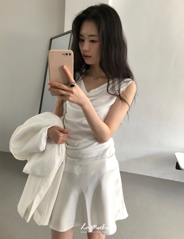 緞面光澤短裙
